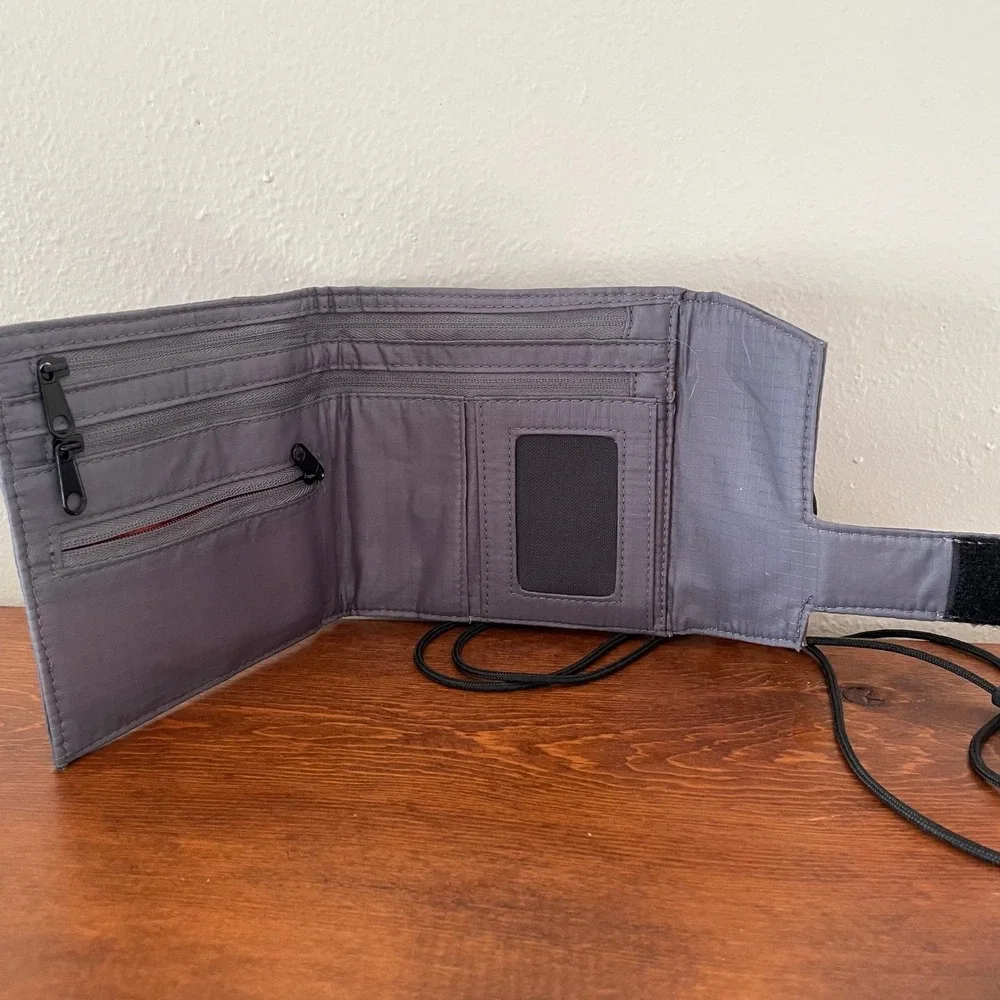 REI Canvas trifold RFID Wallet Passport‎ Crossbody Bag Pouch pockets ID Travel